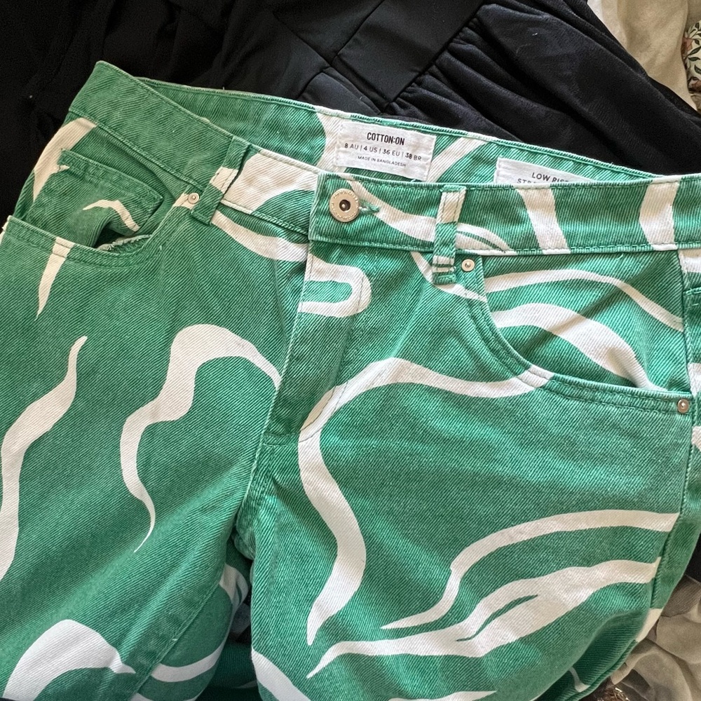 Cotton On Low Rise Green and White Swirl Straight Jeans sz4 - Picture 11 of 13